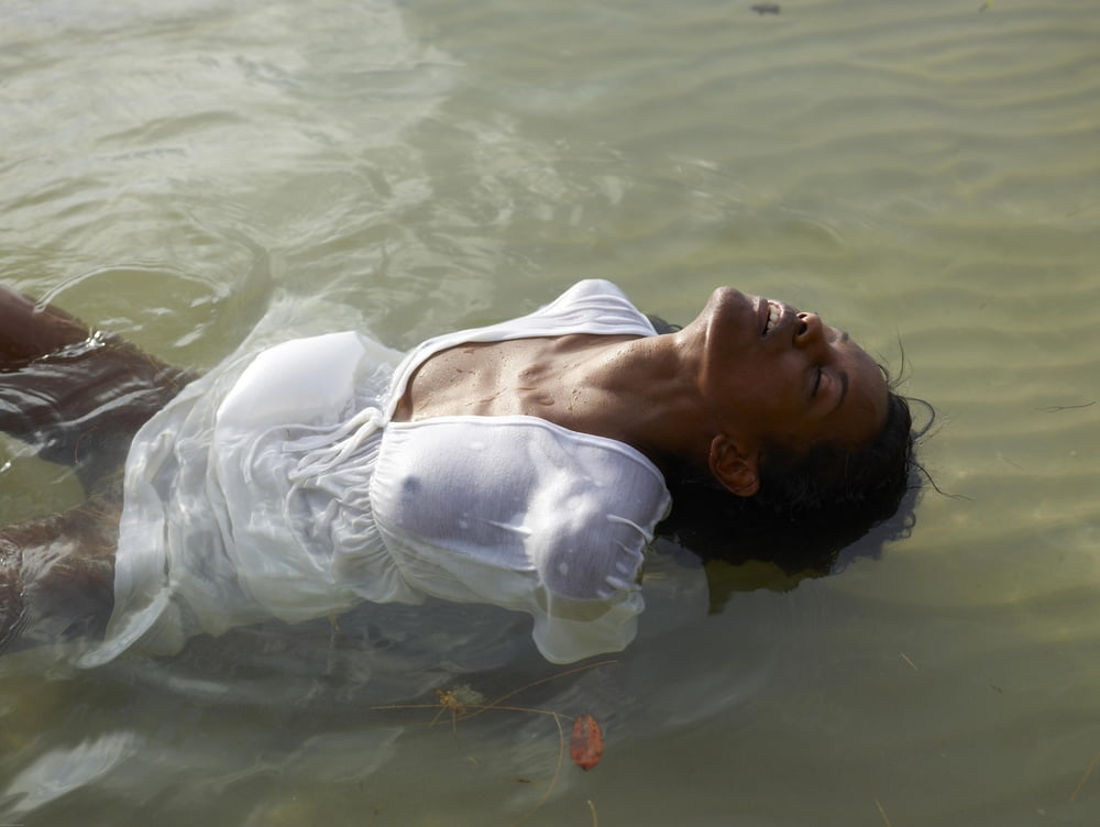 Robe mouillee
 #103384495