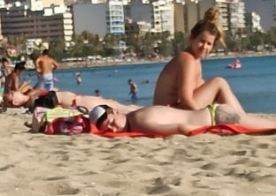 Fotos voyeur
 #90249983