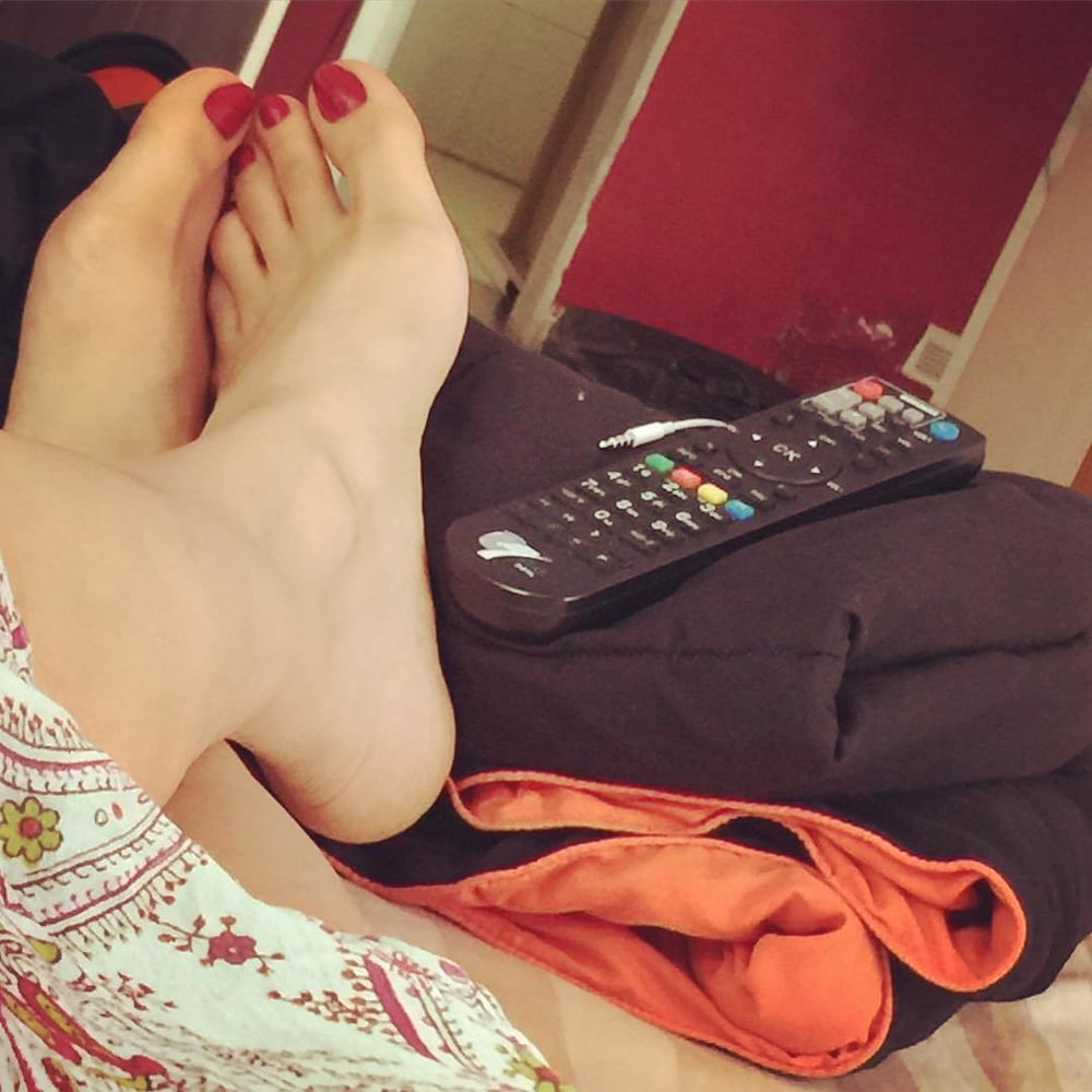 Sexy indische Füße 2
 #91938398