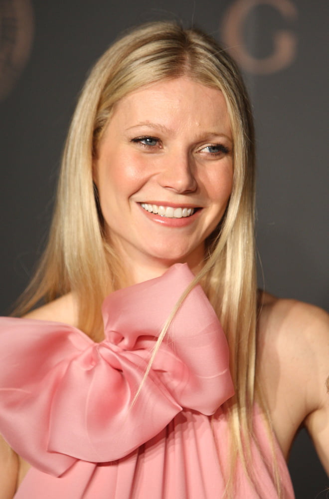 Sexy gwyneth
 #96389295