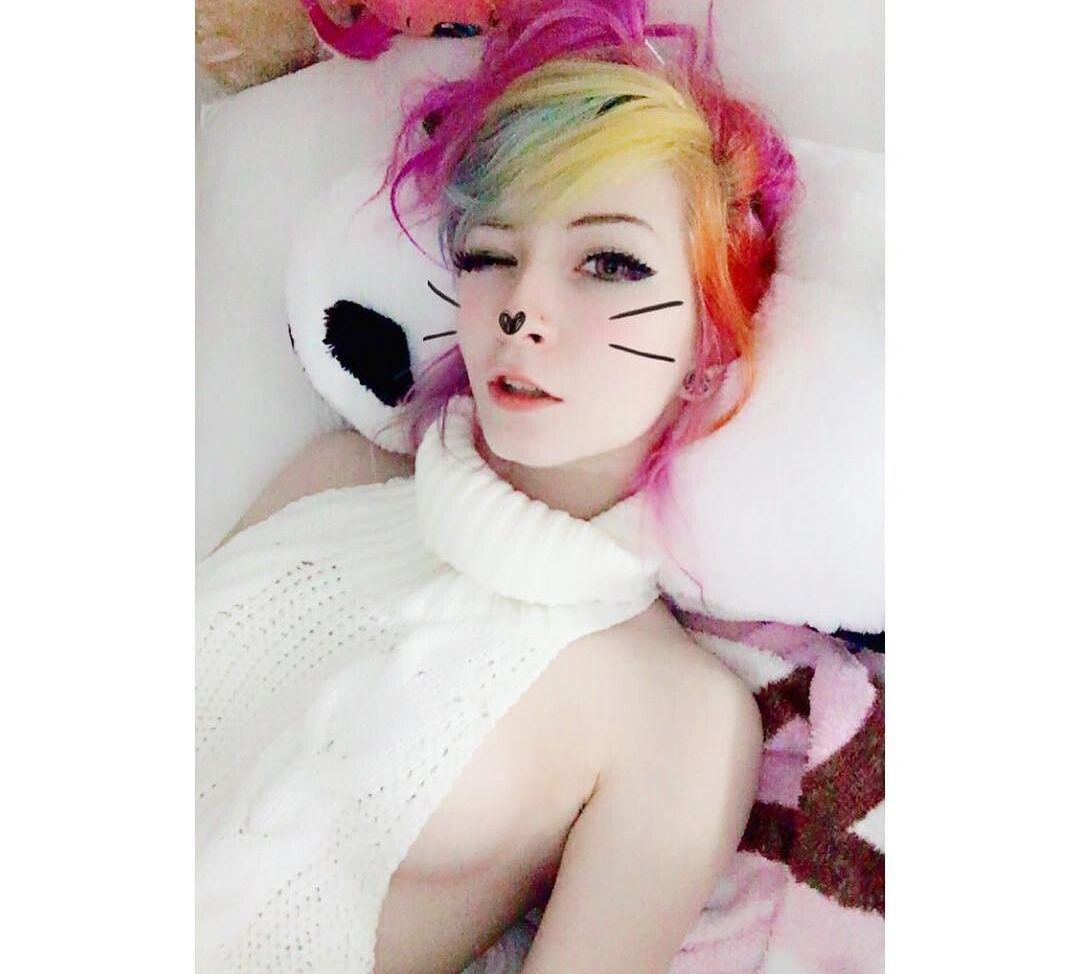 Himedeary desnuda #108113884