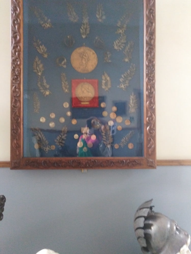 エスカパード・アン・アベノワ
 #87805131