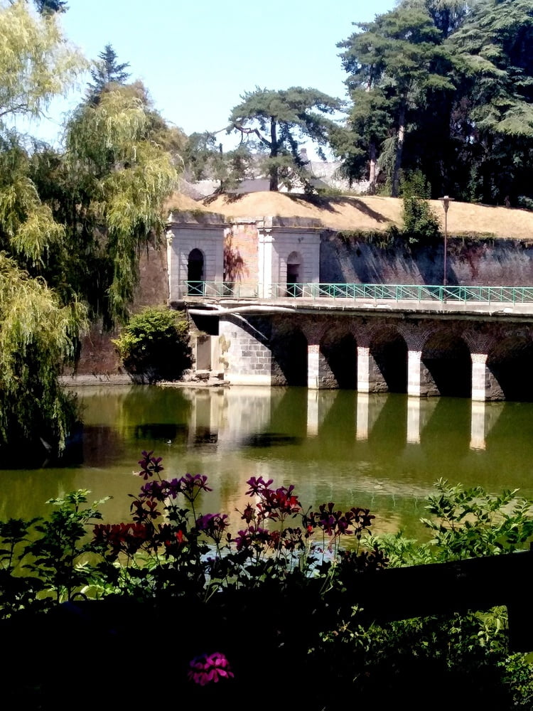 エスカパード・アン・アベノワ
 #87805169