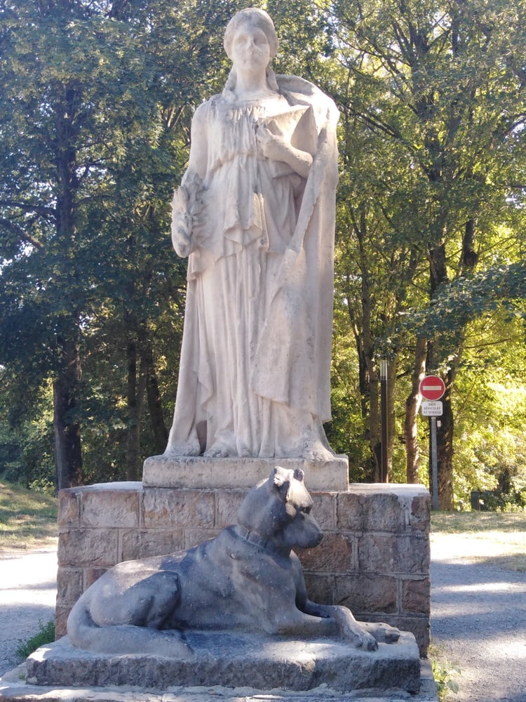 エスカパード・アン・アベノワ
 #87805232