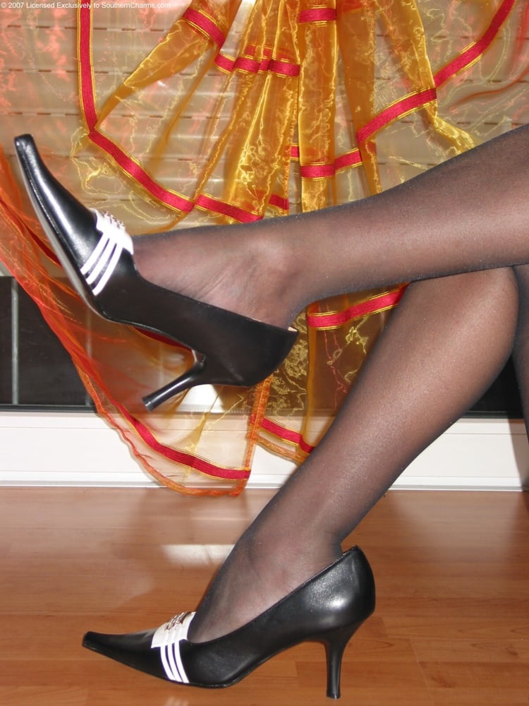 Yaiza Sexy Mama 5 #94042983