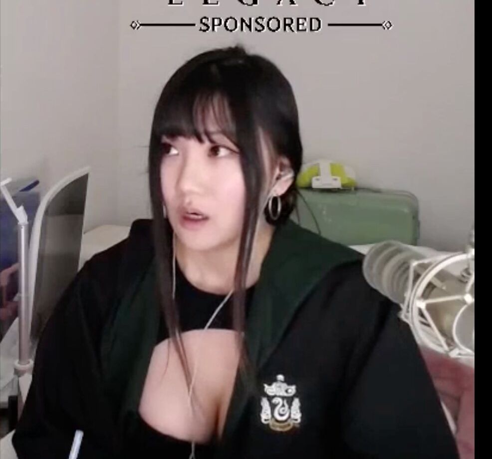 AriaSaki desnuda #108533591