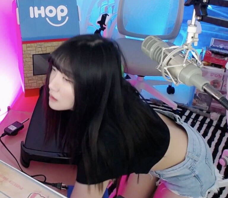 AriaSaki desnuda #108533886