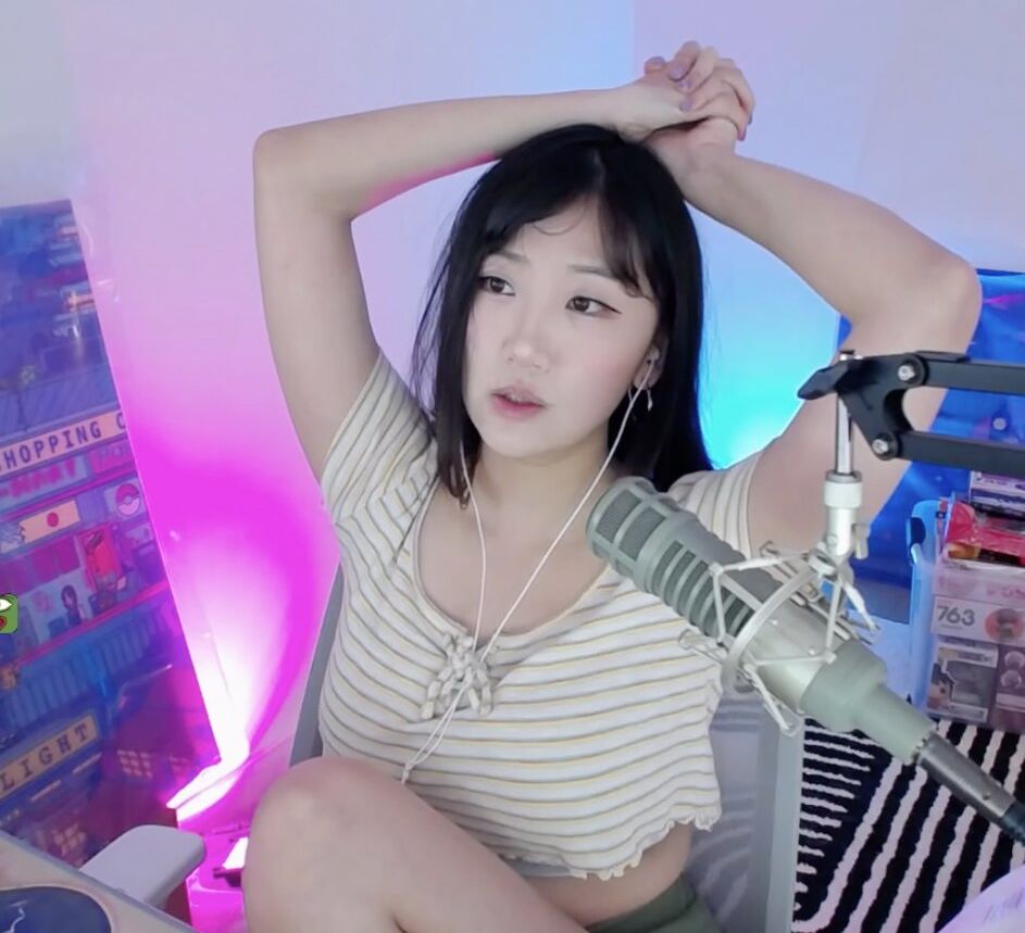 AriaSaki desnuda #108533991