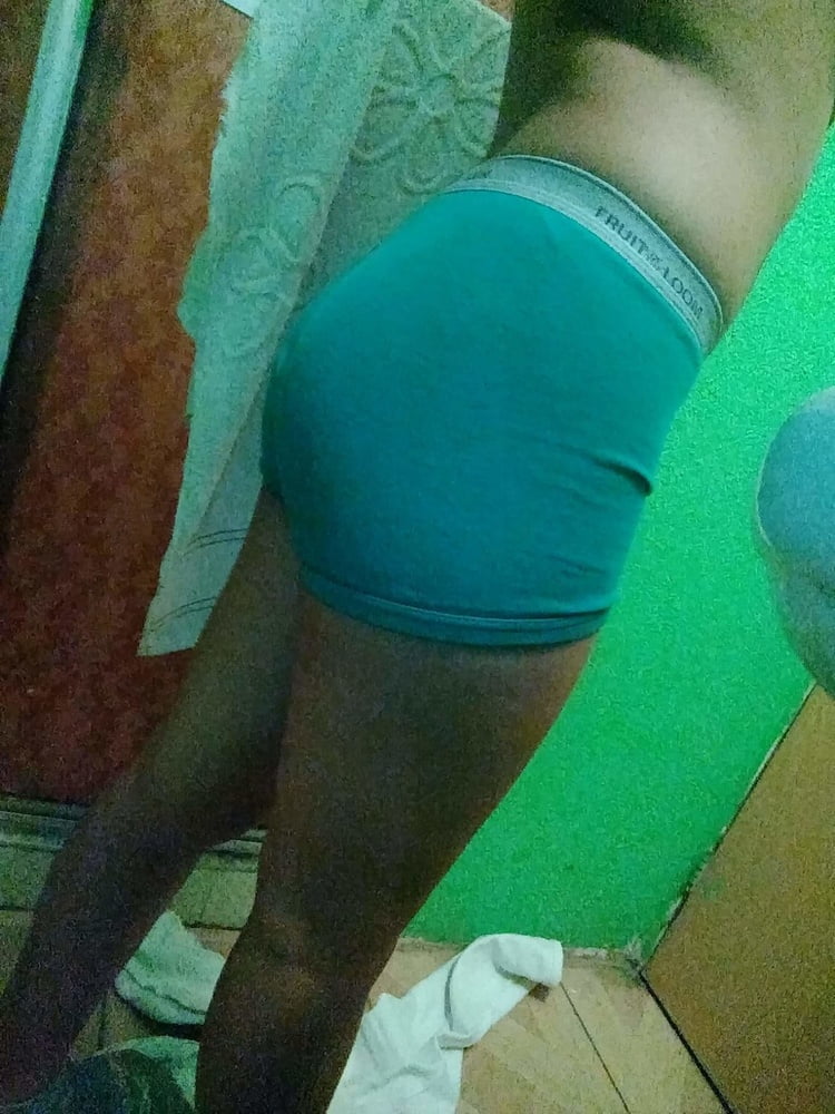 Puta en el wc #90693027