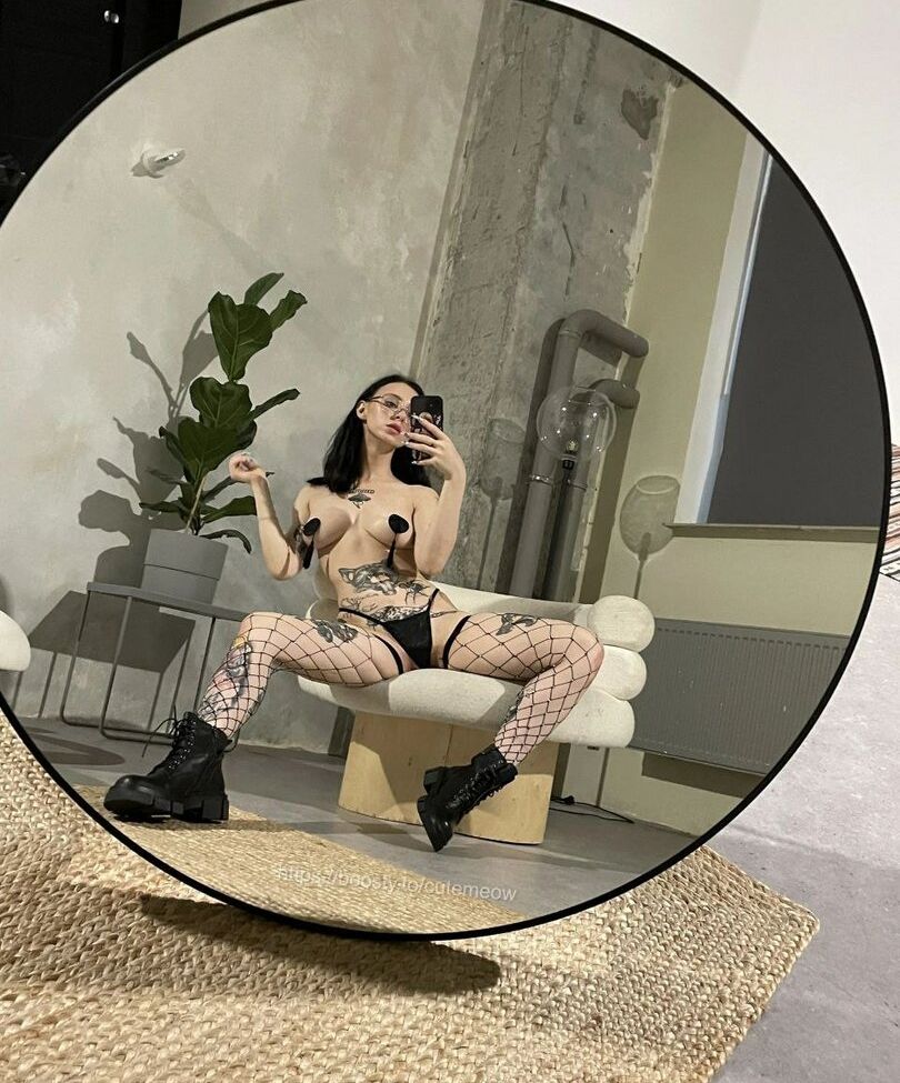 Cutemeow nude #109042147