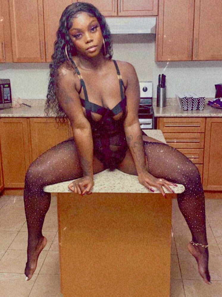 Nn toronto thots 7
 #79709079