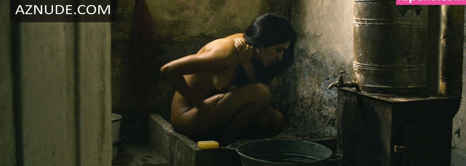 Golshifteh Farahani nude #108073099