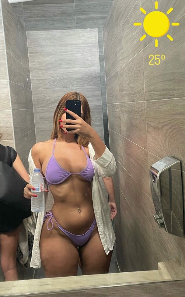 Laurgmzz nude #108110905