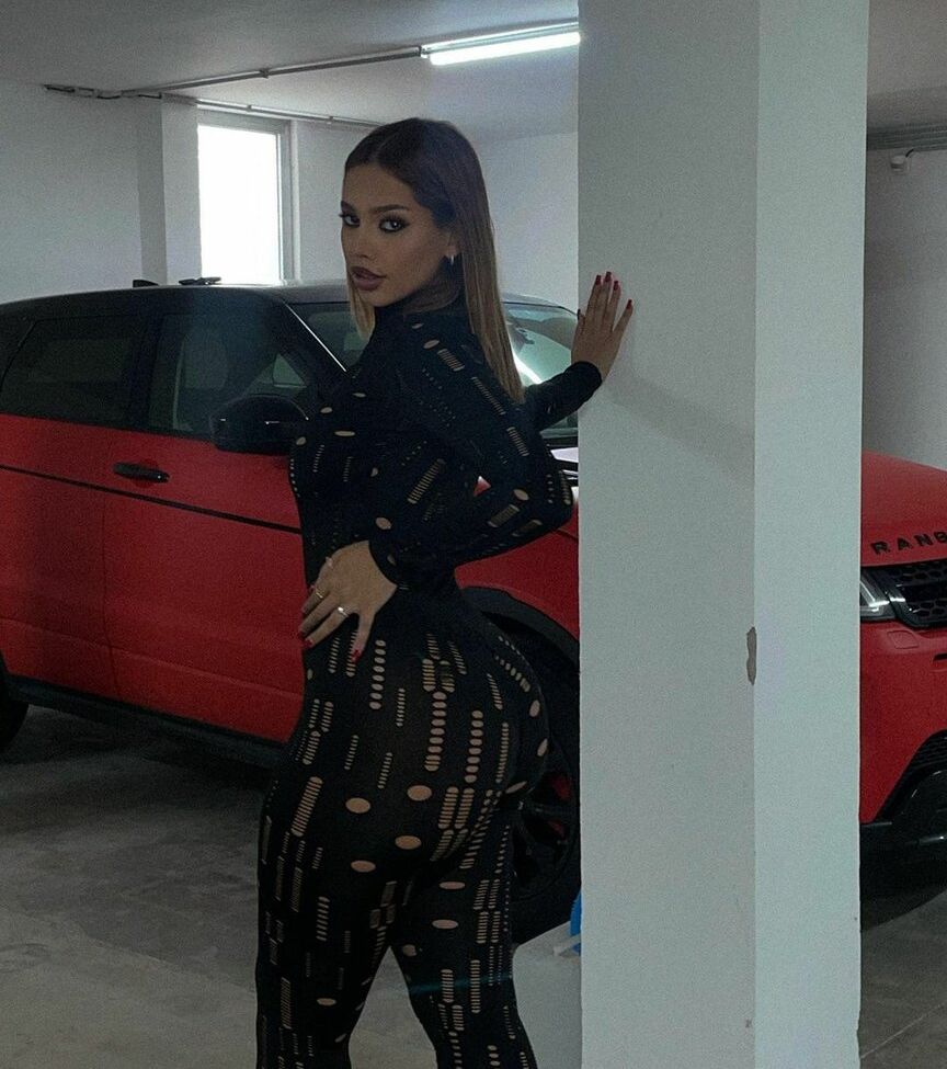 Laurgmzz desnuda #108110931