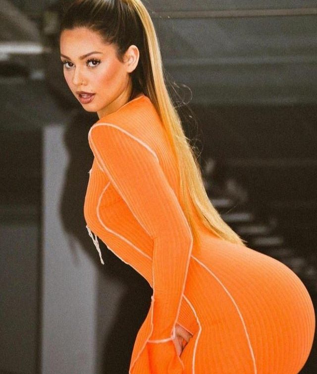 Laurgmzz desnuda #108110958