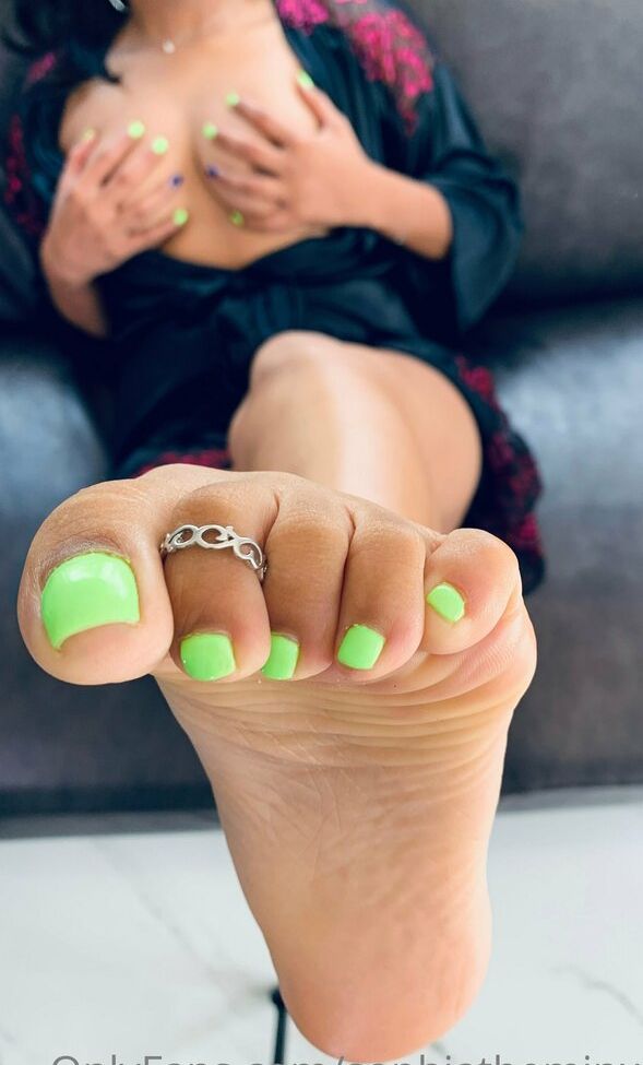 Sophia desnuda #108082843