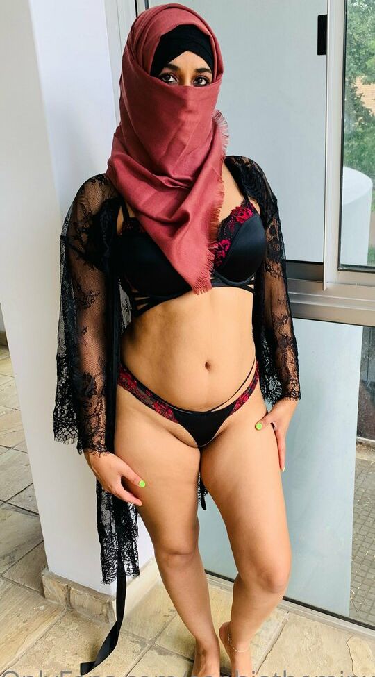 Sophia desnuda #108082925