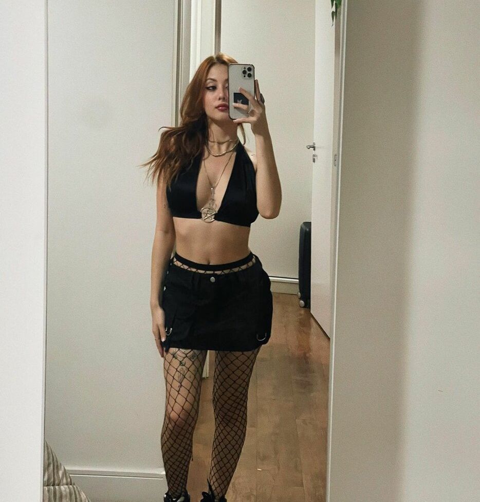 Ananda Morais desnuda #108247496