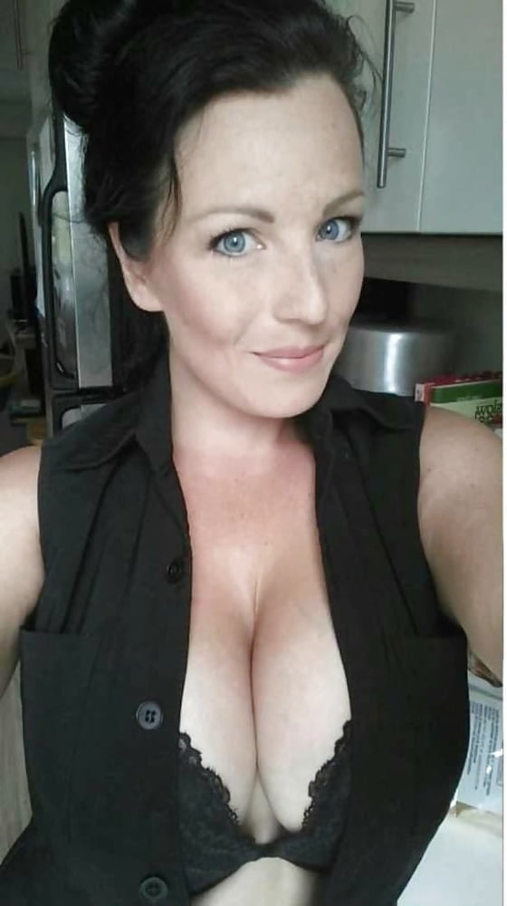 Milfs and Co. 02.05.2020 #97843356