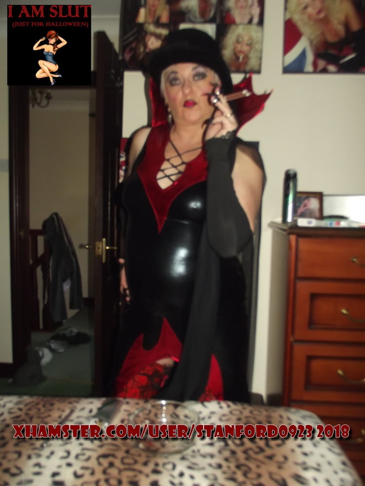 HALLOWEEN SLUT #107161553