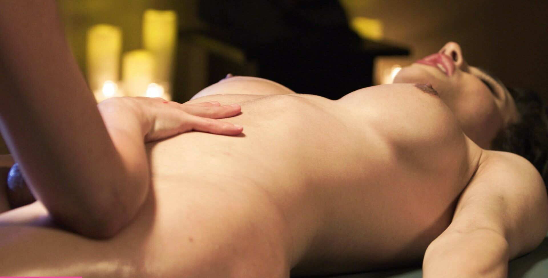 Ariel Demure desnuda #109265188