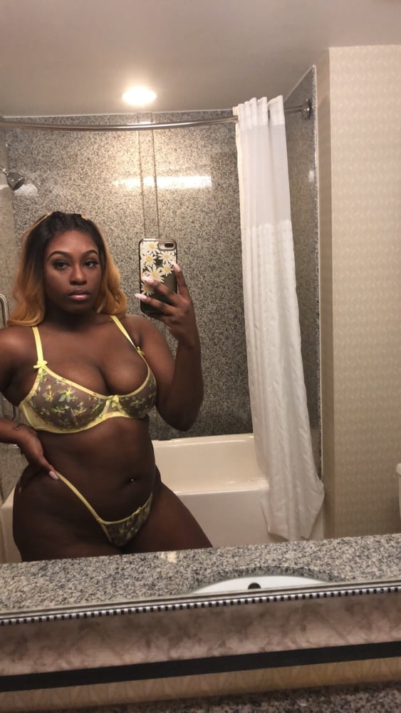 Mariee #98327409