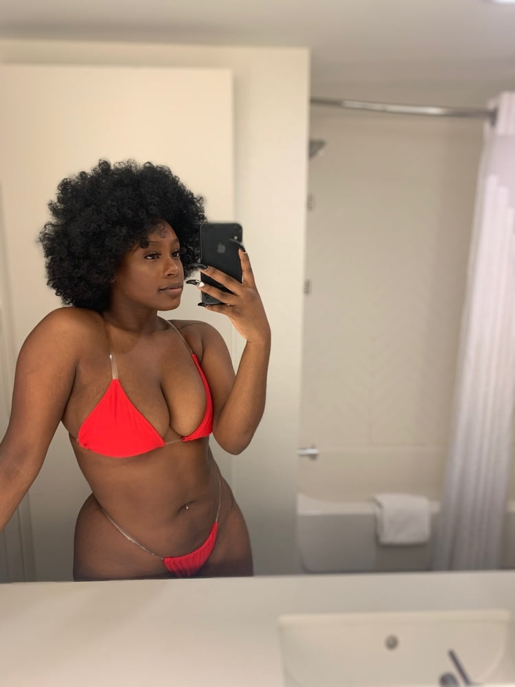 Mariee #98327412