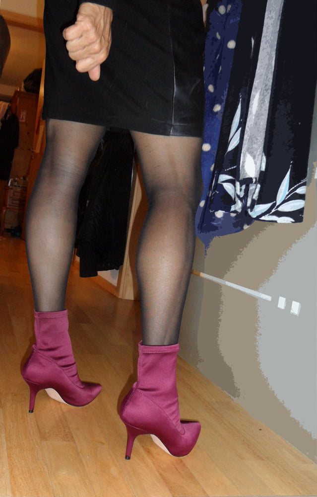 wich of them should i take for thr presentation? #106620984