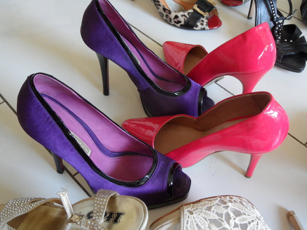 wich of them should i take for thr presentation? #106620995