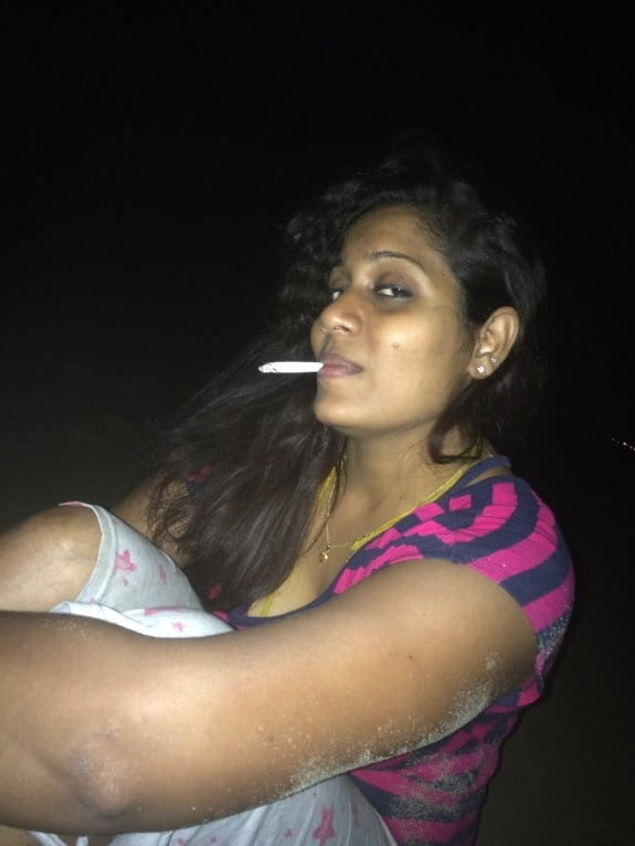 Trichy chica caliente dharsini imágenes privadas con el marido filtrado
 #90879393