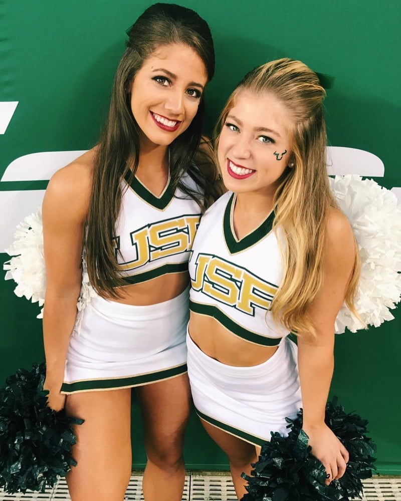 Algo para alegrarse de nuevo ¿a quién te follarías?
 #98764621