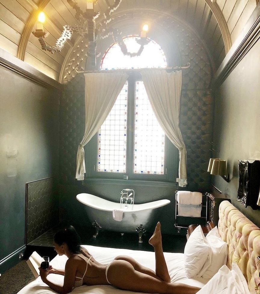 Fernanda Ferrari nude #109310898