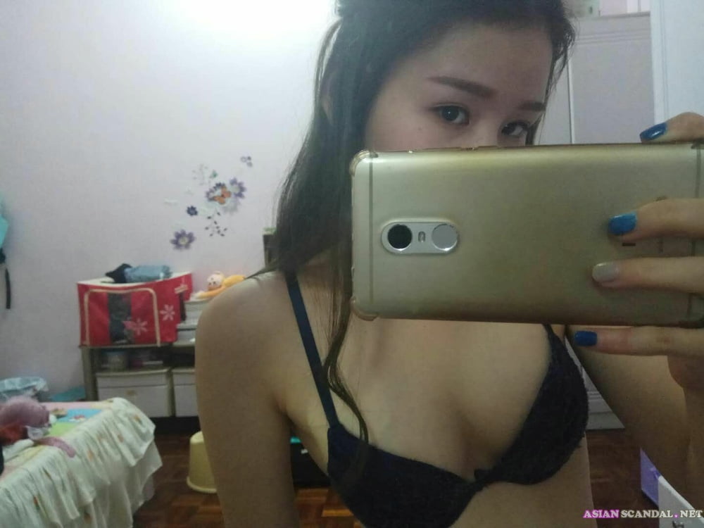 Hot Malaysian Girl Naked #92947871