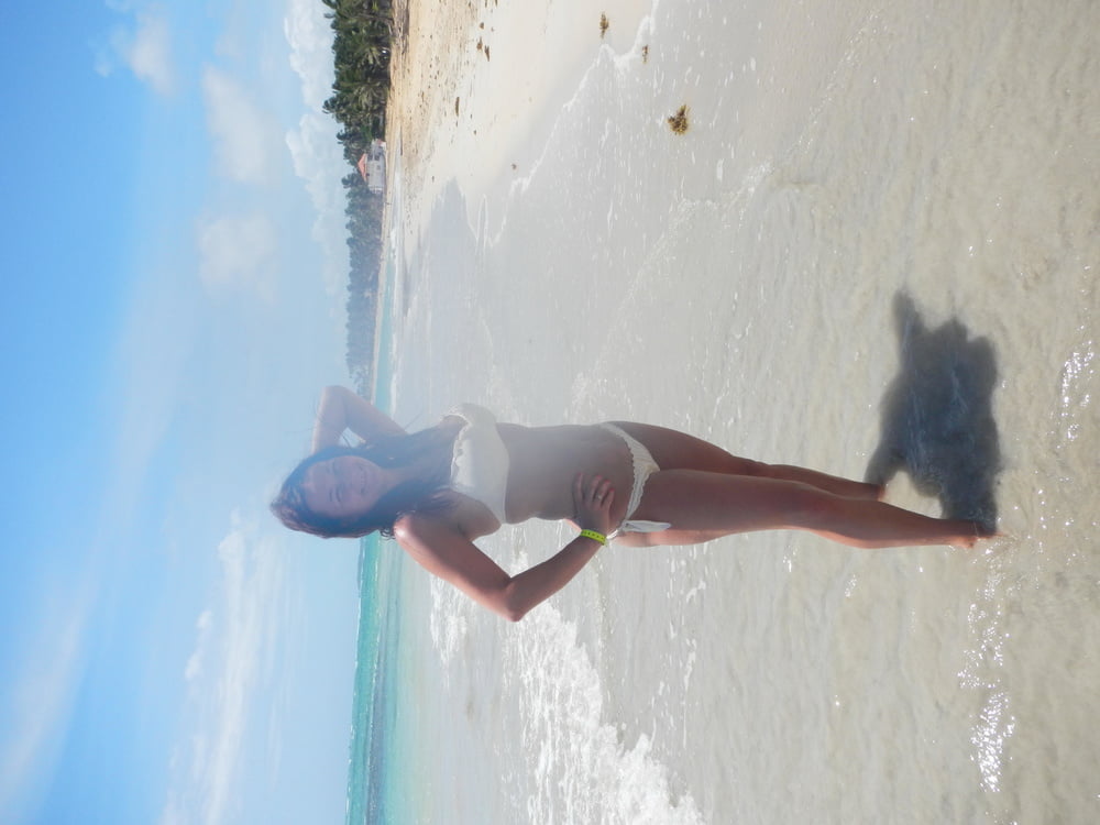 Brunette in paradise #105006804