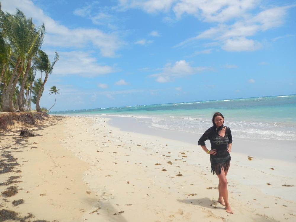 Brunette in paradise #105006814