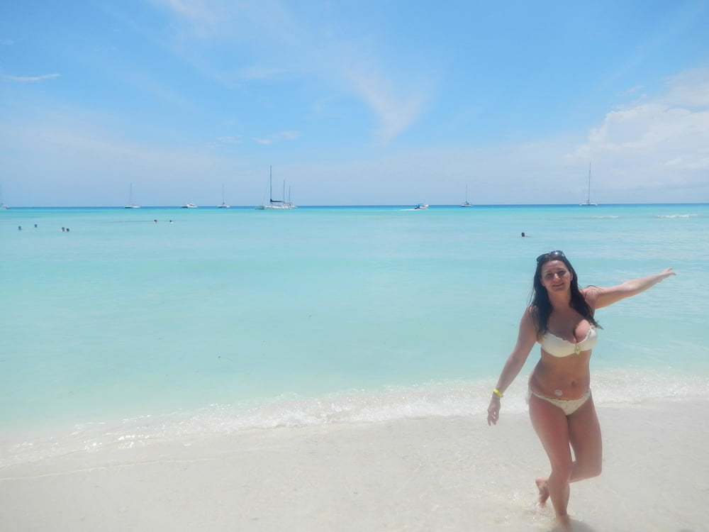Brunette in paradise #105006828