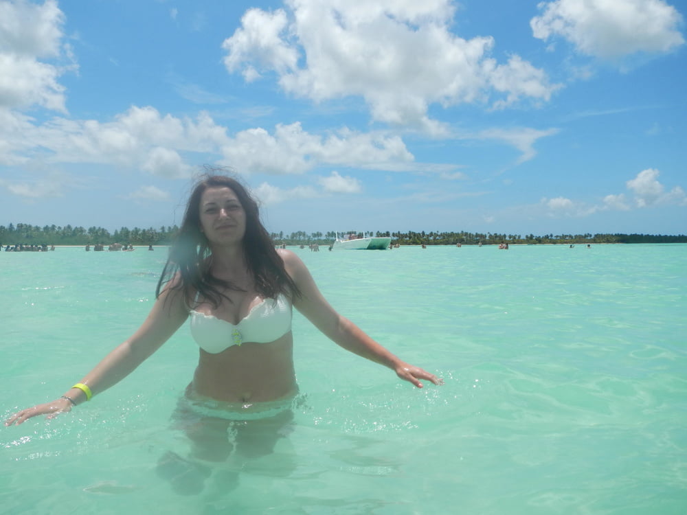 Brunette in paradise #105006867