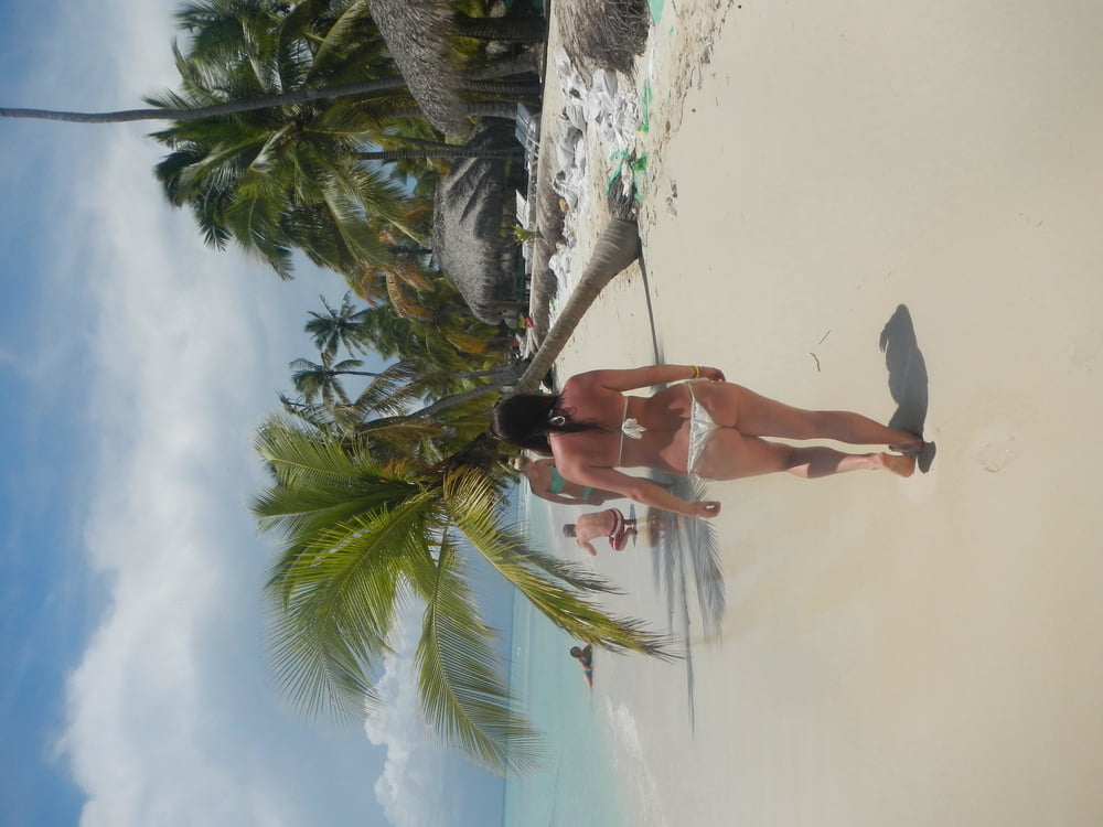 Brunette in paradise #105006868