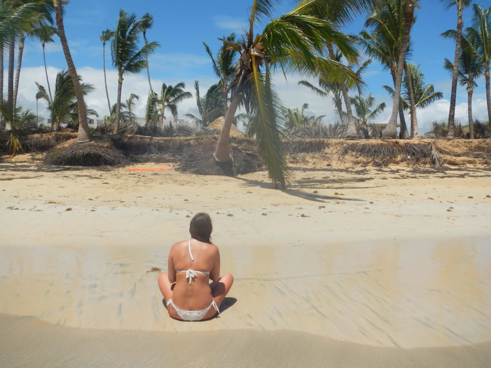 Brunette in paradise #105006871