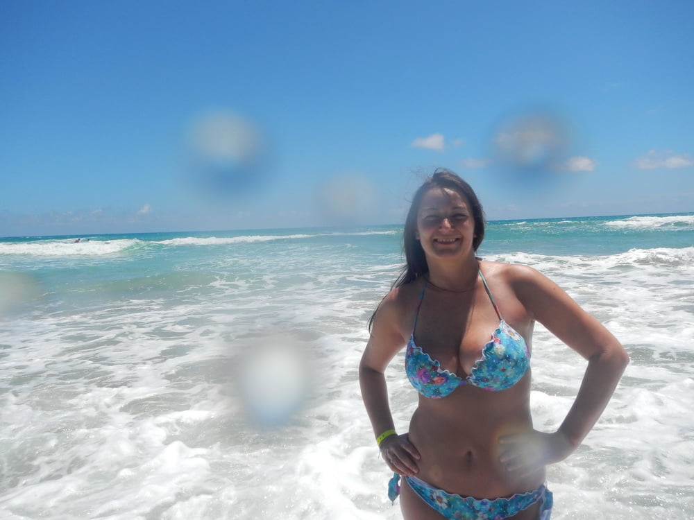 Brunette in paradise #105006885