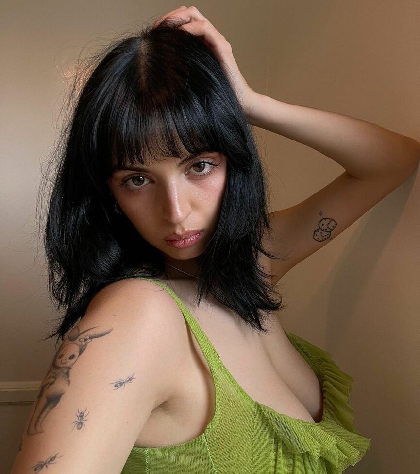 Rebecca Black nackt #109258411