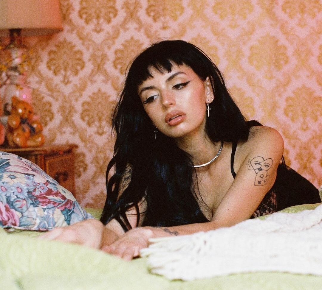 Rebecca Black nackt #109258431