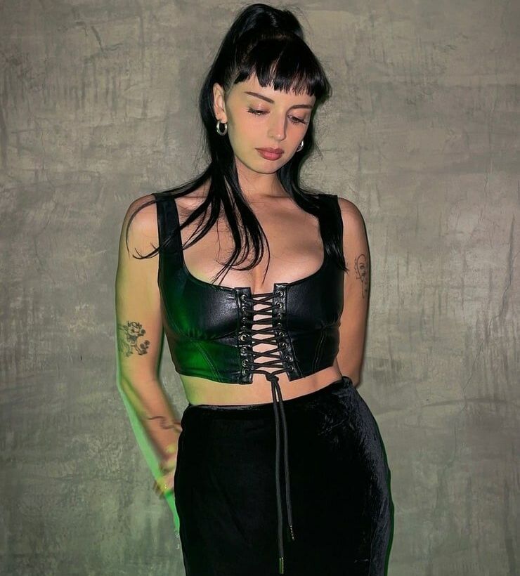 Rebecca Black nackt #109258483