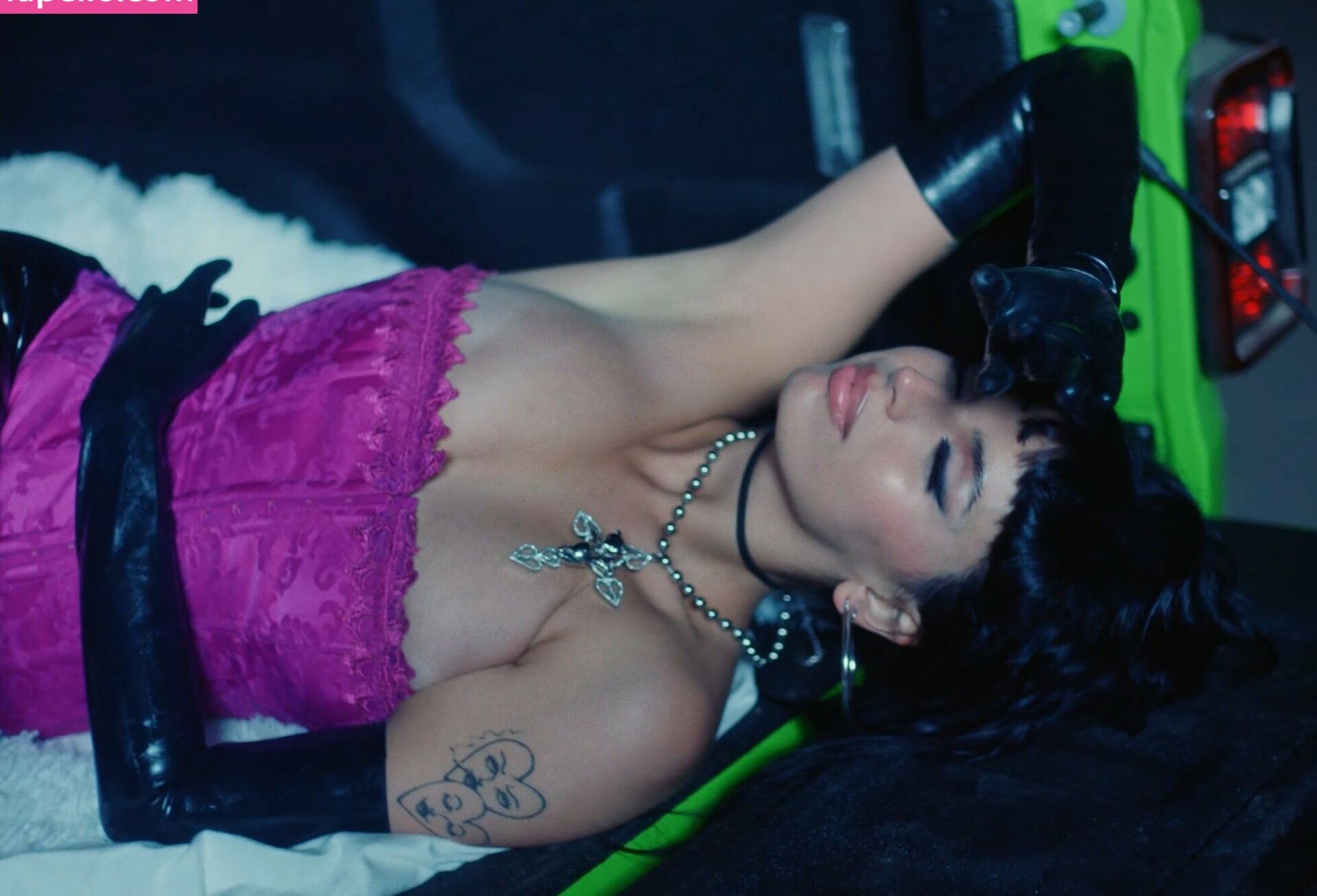 Rebecca Black nackt #109258486