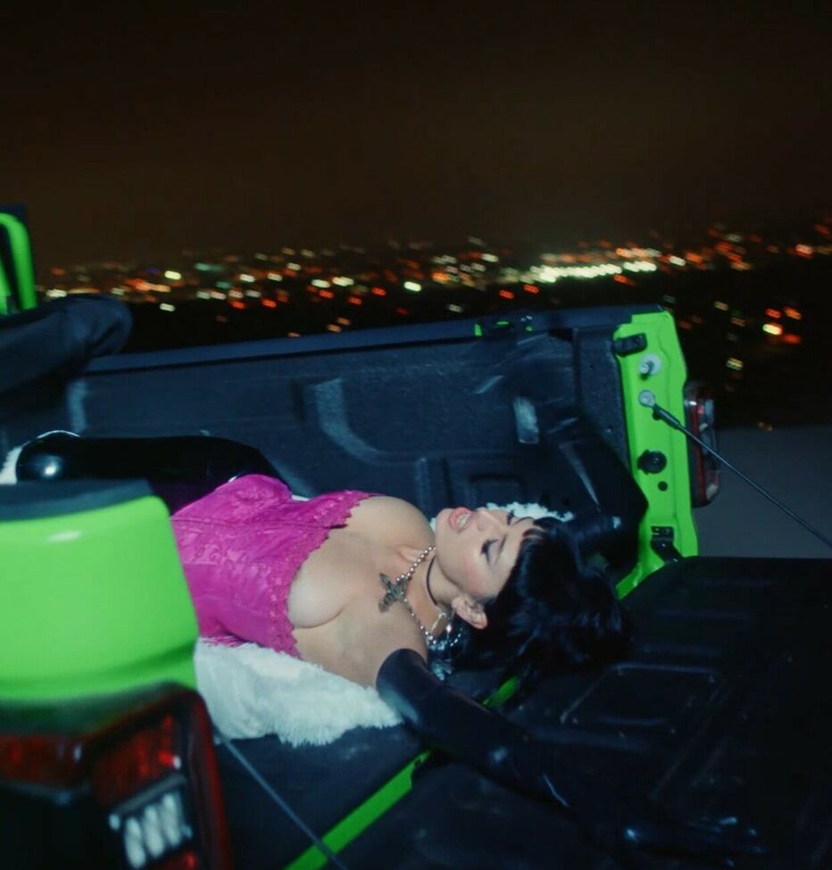 Rebecca Black nackt #109258490