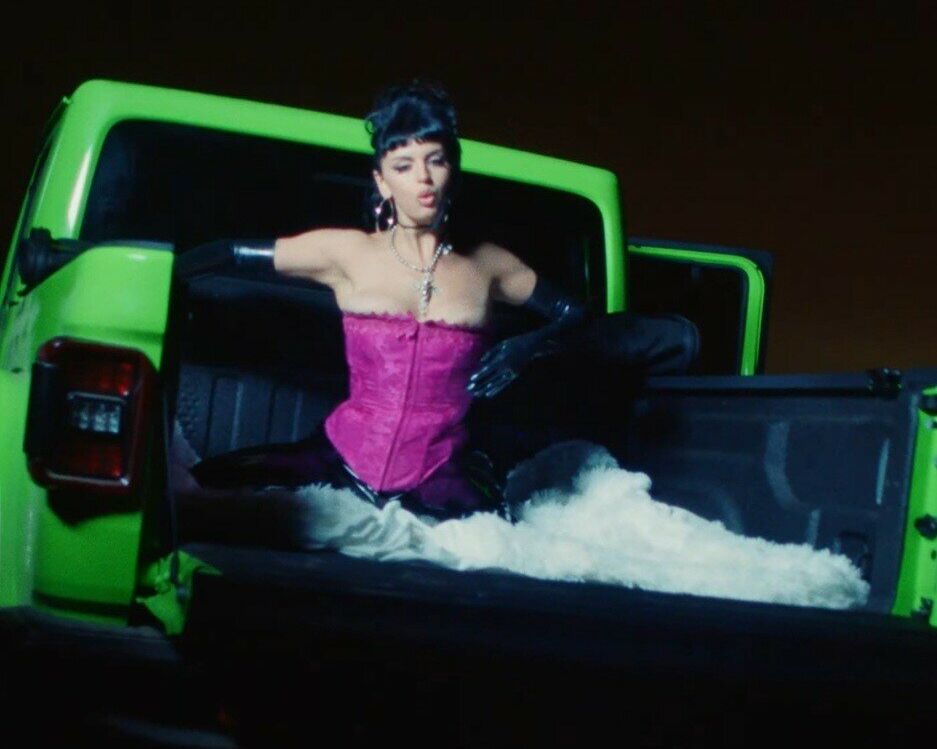 Rebecca Black nackt #109258501