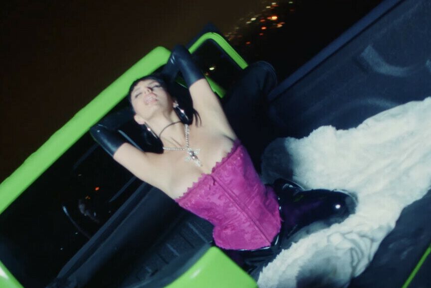 Rebecca Black nackt #109258507