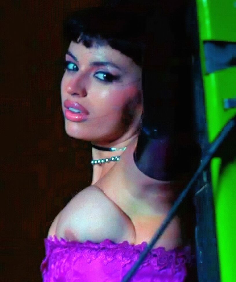 Rebecca Black nackt #109258508