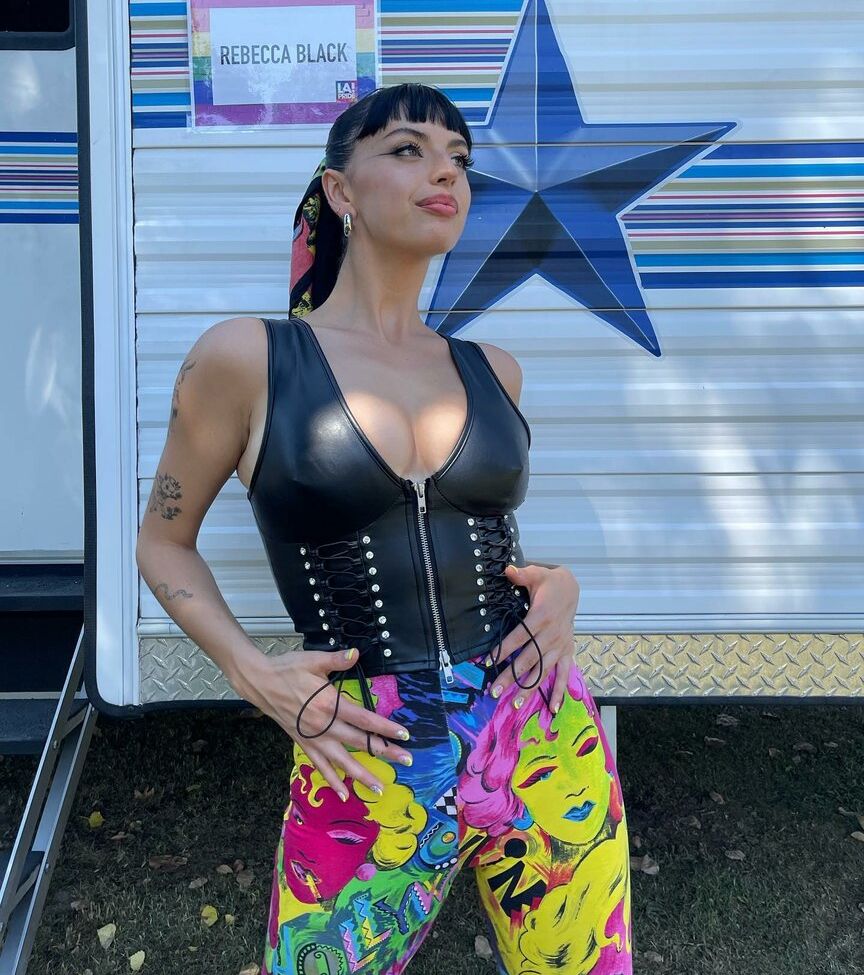 Rebecca Black nackt #109258509
