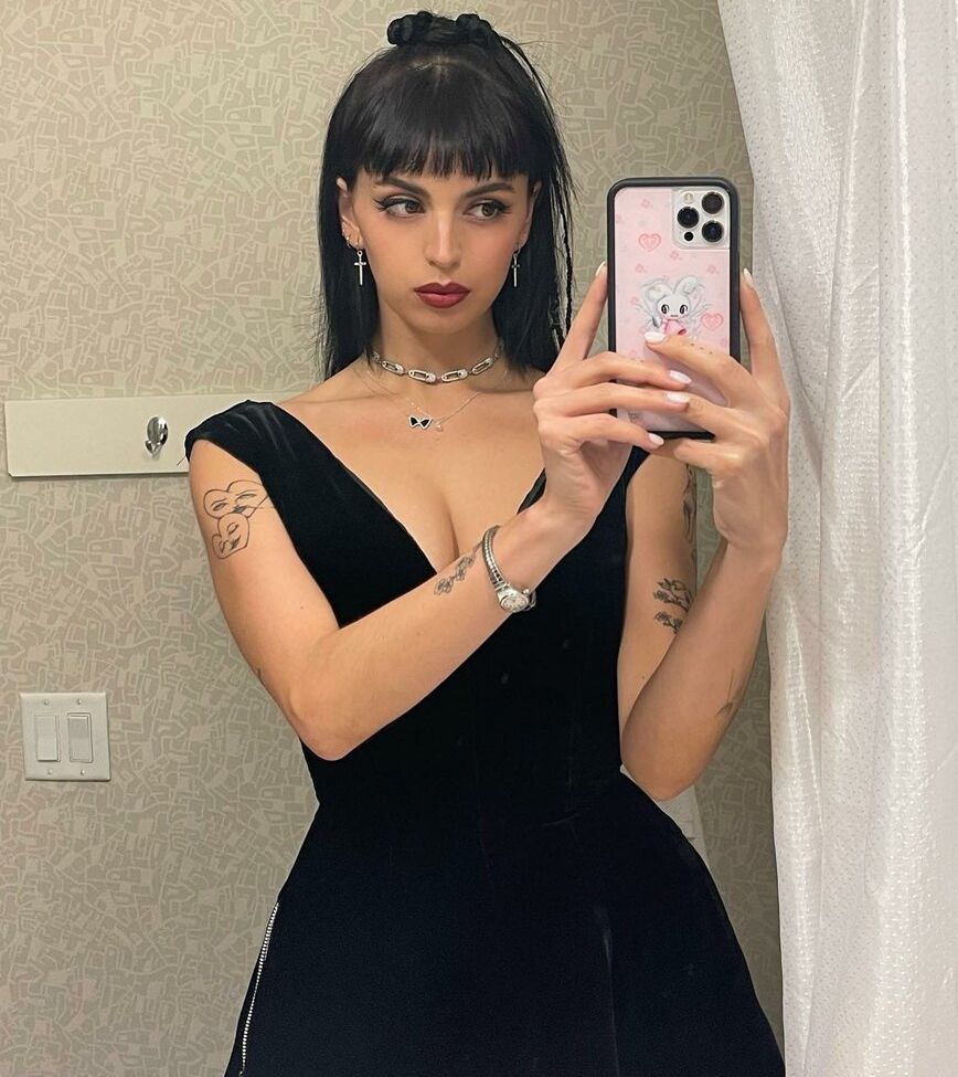 Rebecca Black nackt #109258520